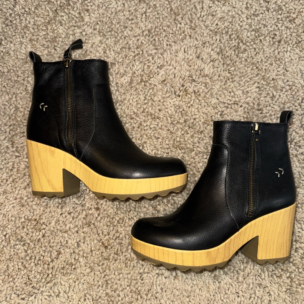 Leather Zip Up Boots